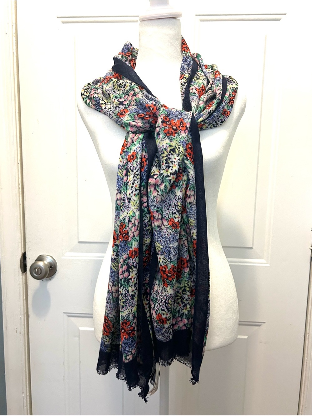 Talbots Scarf Women’s Lightweight Flowy Floral English Garden Classic Heritage